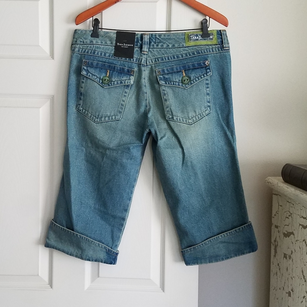 NWT Tara Jarmon 15 Jean Bermuda Shorts NEW